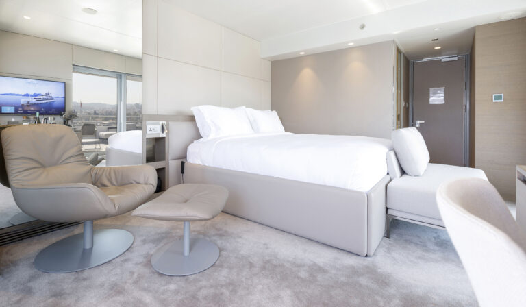 ECYC-Terrace-Suite-002