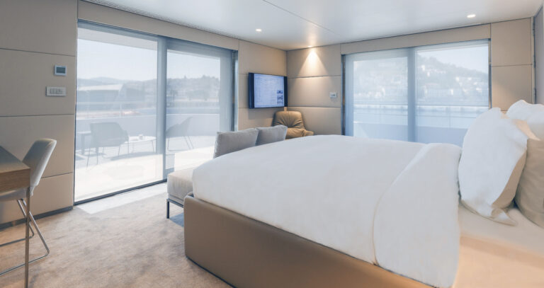 ECYC-Yacht-Suite-and-Terrace-002