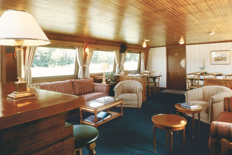 Horizon Salon
