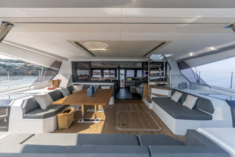 17/09/2020, Bandol (FRA,83), Chantier Fountaine-Pajot, Samana 59